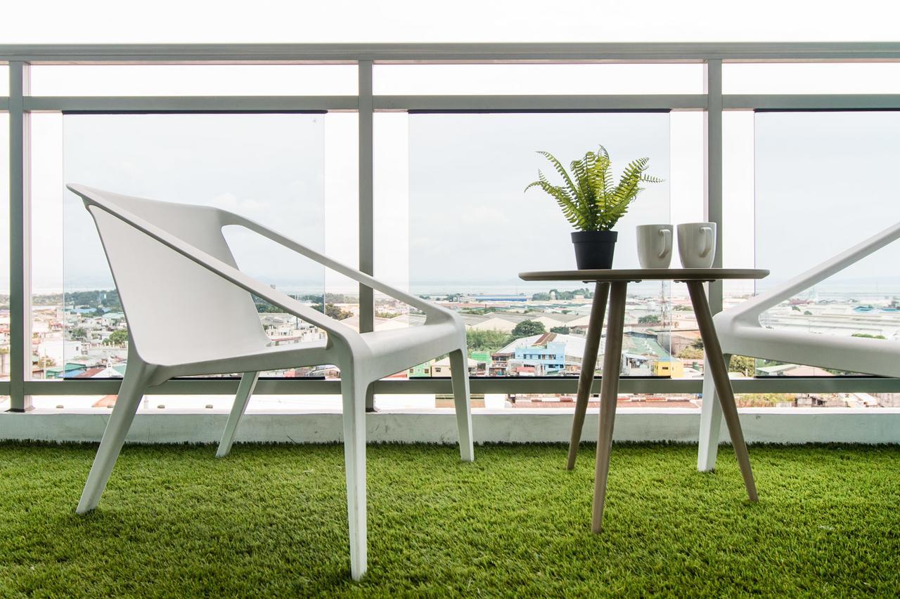 Azure Urban Beach Resort Manila By Radlett ภายนอก รูปภาพ