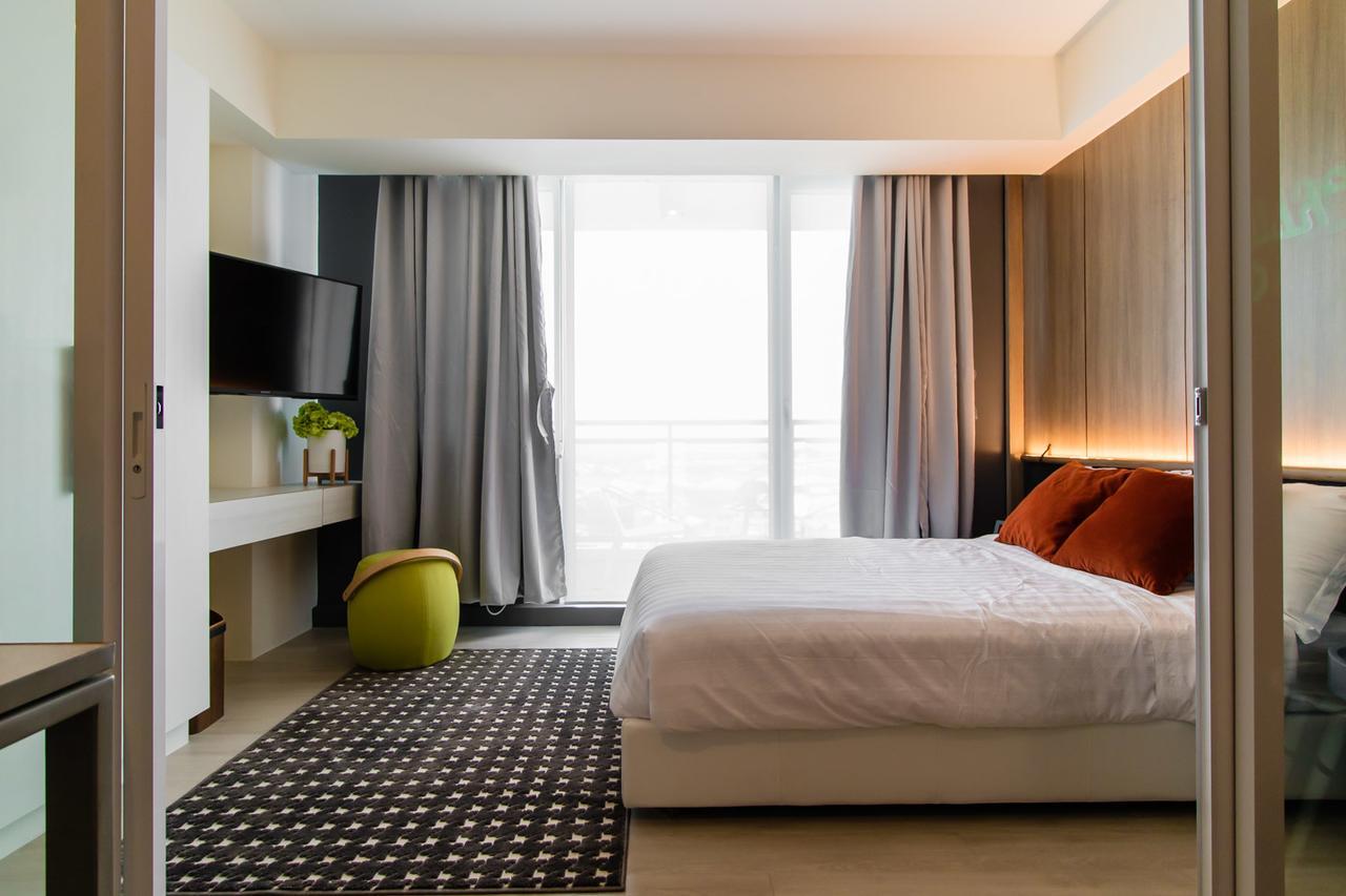 Azure Urban Beach Resort Manila By Radlett ภายนอก รูปภาพ